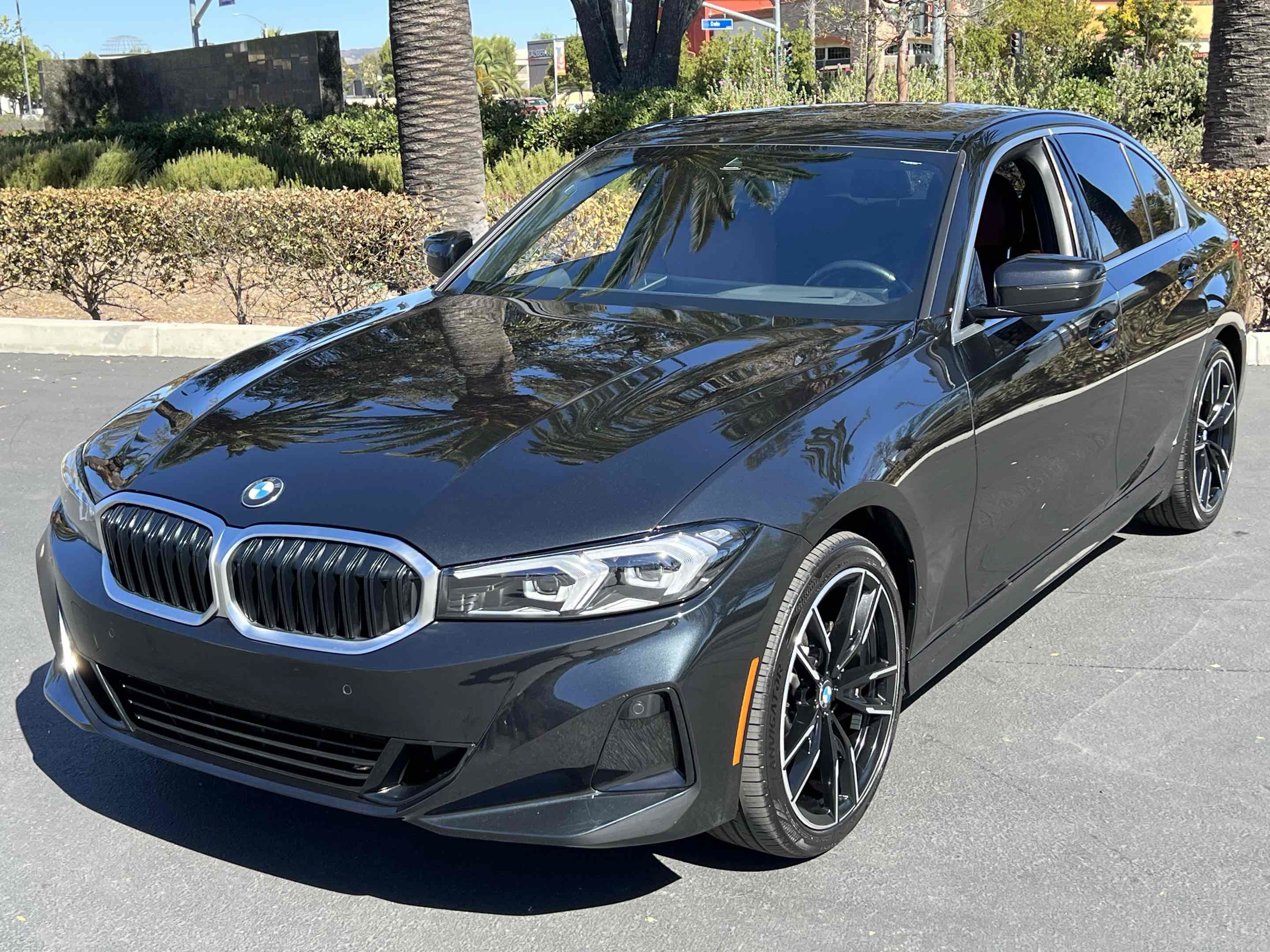 Used 2024 BMW 330i xDrive Sedan w/ Premium Package AWD/4WD image 19