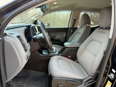 Used 2016 GMC Canyon Pickup 4D 5 ft w/ Convenience Package image 2