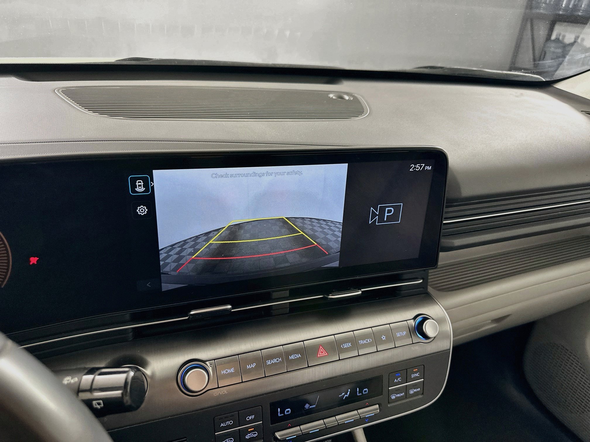 Used 2025 Hyundai Kona SEL FWD image 22