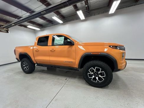 New 2025 GMC Canyon AT4 w/ AT4X Package image 9