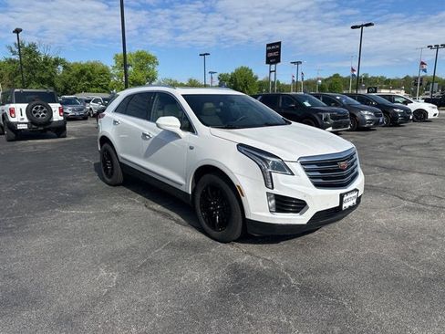 Used 2018 Cadillac XT5 Luxury AWD/4WD image 3