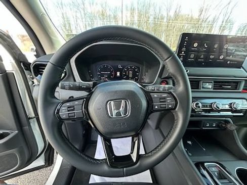 Used 2026 Honda Pilot EX-L image 14