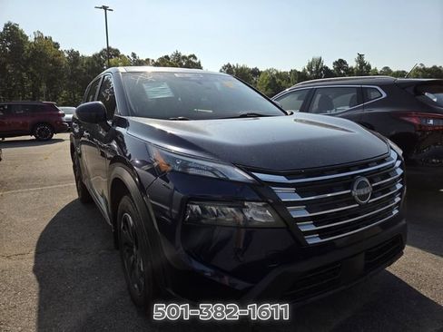 Used 2024 Nissan Rogue SV FWD image 6