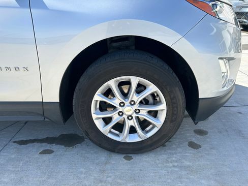 Used 2018 Chevrolet Equinox LT AWD/4WD image 10