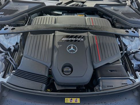 Used 2025 Mercedes-Benz E 53 AMG e 4MATIC Sedan image 37