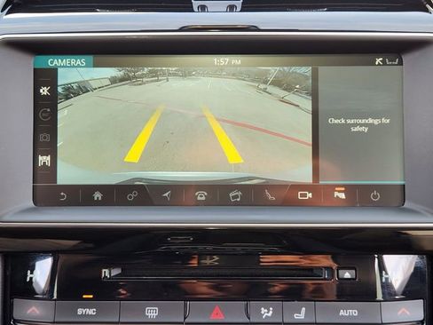 Used 2020 Jaguar F-PACE Prestige image 17