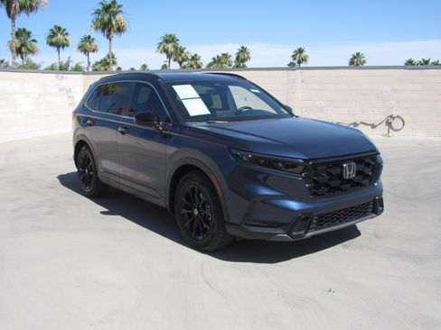 Certified 2025 Honda CR-V Sport-L image 2