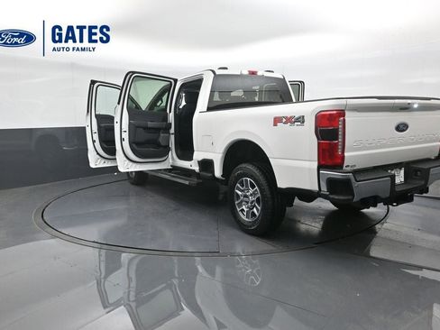 New 2026 Ford F250 Lariat w/ FX4 Off-Road Package image 50
