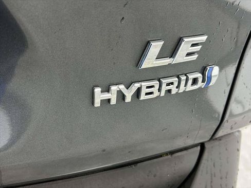 Certified 2024 Toyota RAV4 LE AWD/4WD image 11