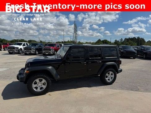 Used 2022 Jeep Wrangler Unlimited Sport image 1
