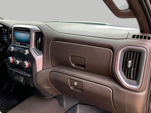 Used 2021 GMC Sierra 1500 SLE AWD/4WD image 18