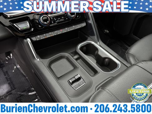 Used 2024 GMC Sierra 2500 Denali w/ Denali Reserve Package AWD/4WD image 17