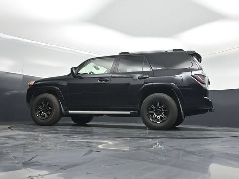 Used 2019 Toyota 4Runner SR5 RWD image 50