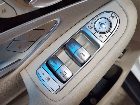 Used 2019 Mercedes-Benz GLC 300 image 43