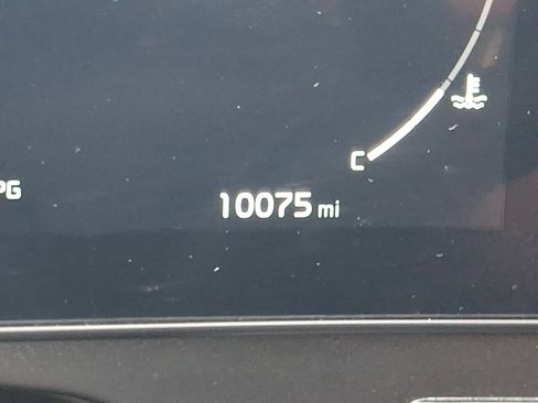 Used 2024 Kia Sportage SX image 22