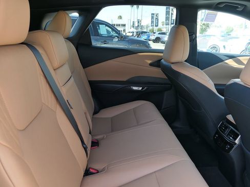 Used 2024 Lexus RX 350 Premium FWD image 24