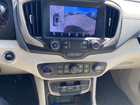 Used 2024 GMC Terrain Denali w/ Denali Premium Package AWD/4WD image 23