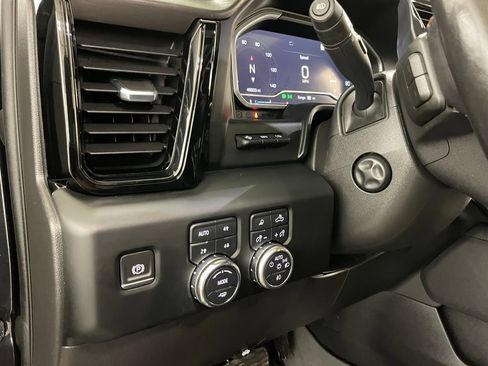 Certified 2022 GMC Sierra 1500 AT4 w/ AT4 Premium Package AWD/4WD image 5