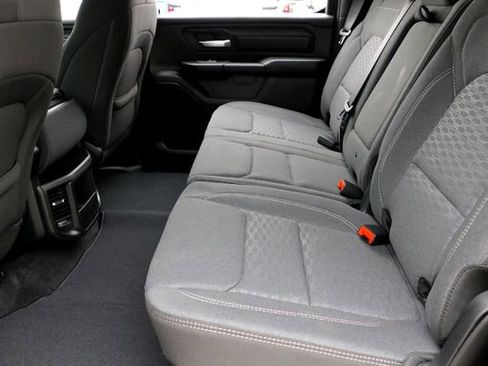 New 2026 RAM 1500 Express AWD/4WD image 18