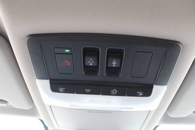 Used 2023 Nissan Rogue SV w/ SV Premium B Package AWD/4WD image 32