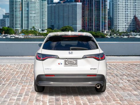 Certified 2024 Honda HR-V Sport image 7