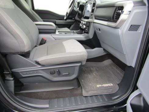 Certified 2022 Ford F150 XLT w/ Equipment Group 302A High image 13