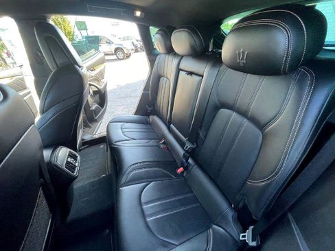 Used 2019 Maserati Levante S GranSport image 15