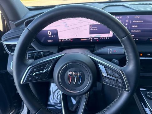 Used 2025 Buick Enclave Sport Touring image 11