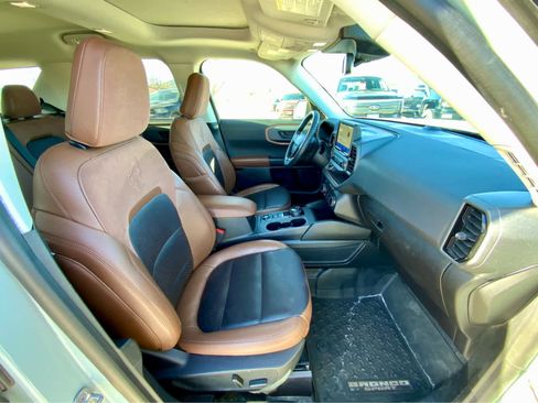 Used 2022 Ford Bronco Sport Badlands w/ Premium Package image 12
