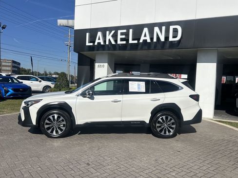 Certified 2023 Subaru Outback Touring XT image 3