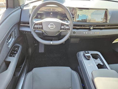 New 2025 Nissan Ariya ENGAGE+ image 8