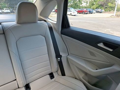 Certified 2023 Volkswagen Jetta SE image 20