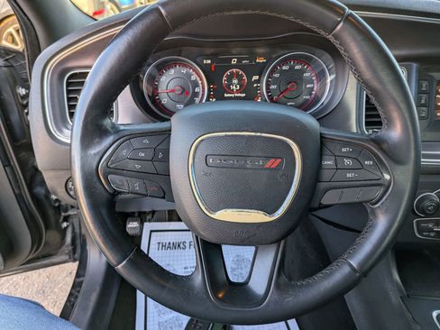 Used 2015 Dodge Charger SE image 33