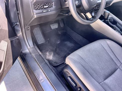 Used 2023 Honda Accord EX image 3