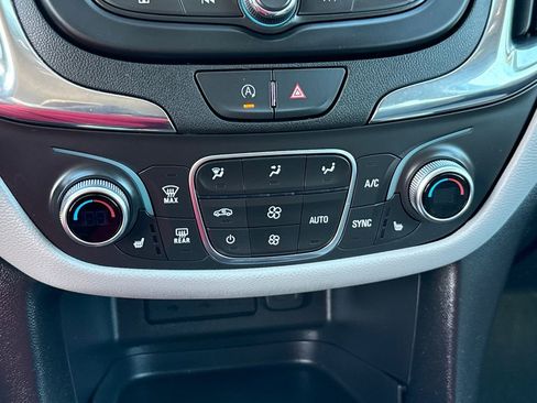 Used 2023 Chevrolet Equinox LT w/ Driver Convenience Package image 31