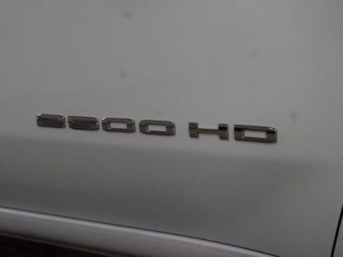 Used 2023 GMC Sierra 2500 Pro w/ Convenience Package AWD/4WD image 10