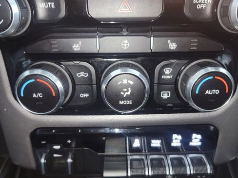Used 2019 RAM 1500 Big Horn image 24