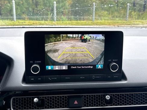 Certified 2025 Honda Civic Sport image 23