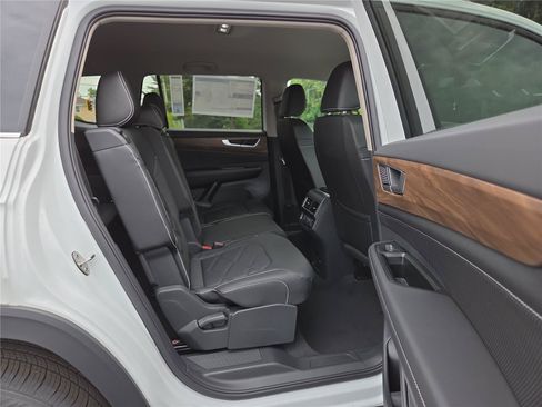 New 2026 Volkswagen Atlas SE AWD/4WD image 26