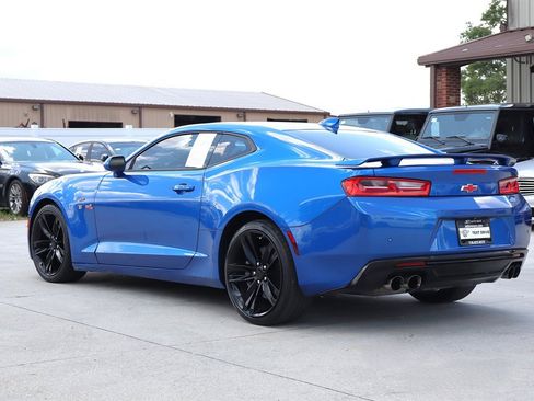 Used 2016 Chevrolet Camaro SS RWD image 5