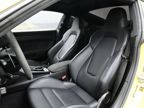 Certified 2024 Porsche 911 Carrera GTS RWD image 5