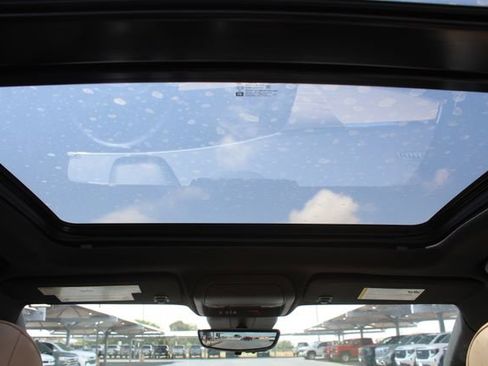 Used 2024 Cadillac XT4 Premium Luxury w/ Active Safety Package FWD image 19