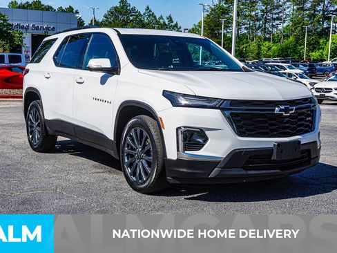 Used 2023 Chevrolet Traverse RS AWD/4WD image 6