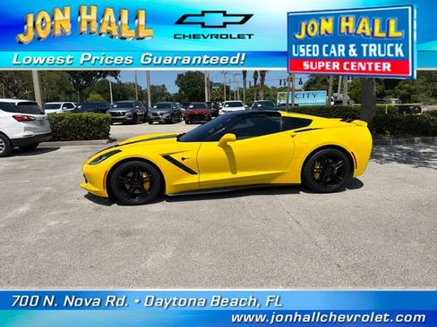 Used 2016 Chevrolet Corvette Stingray Coupe w/ Battery Protection Package RWD image 4