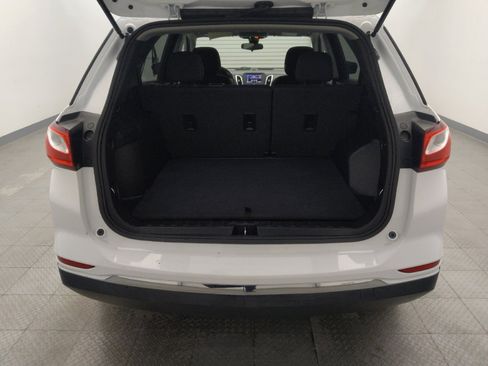 Used 2021 Chevrolet Equinox LT image 29