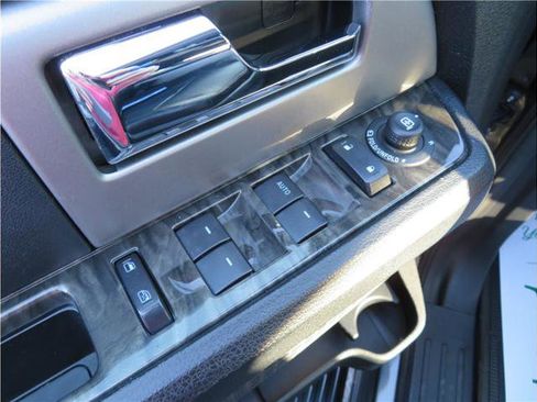 Used 2015 Ford Expedition Limited w/ Equipment Group 301A image 13