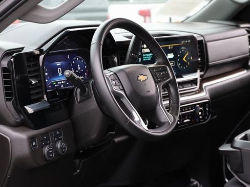 Used 2025 Chevrolet Silverado 2500 LT image 15