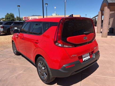 Used 2021 Kia Soul S FWD image 6