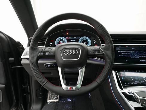 New 2026 Audi Q8 Prestige image 4