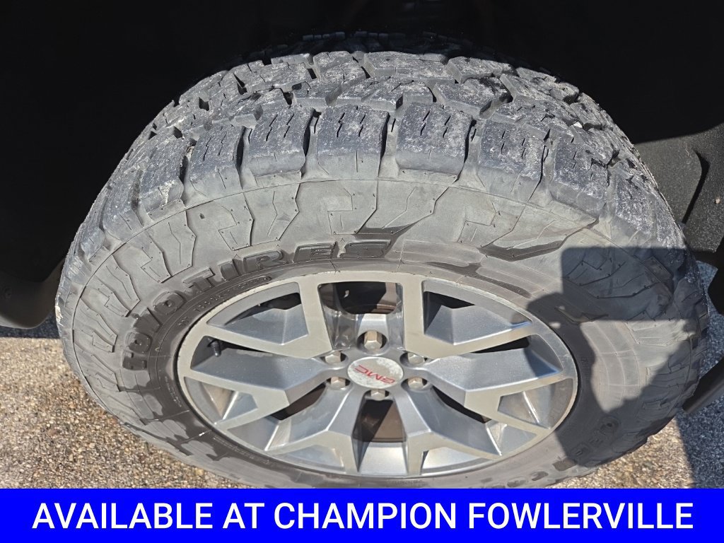 Used 2014 GMC Sierra 1500 SLT w/ All-Terrain Package AWD/4WD image 10